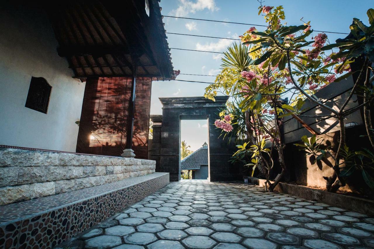 Lime Penida Cottages Toyapakeh Exterior photo